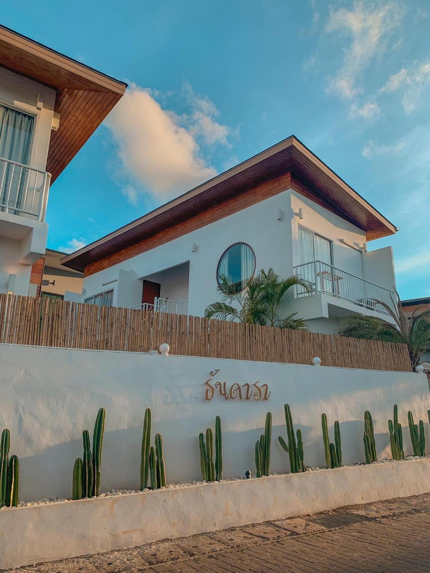 Thandara Kohlarn Exterior photo